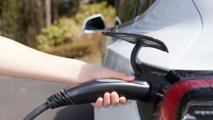 Türkiye'de Elektrikli Araçların Değeri 'Düşmüyor'!