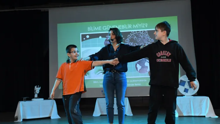 Yunusemre 2. Kez Bilim Söyleşileri'ne Ev Sahipliği Yaptı