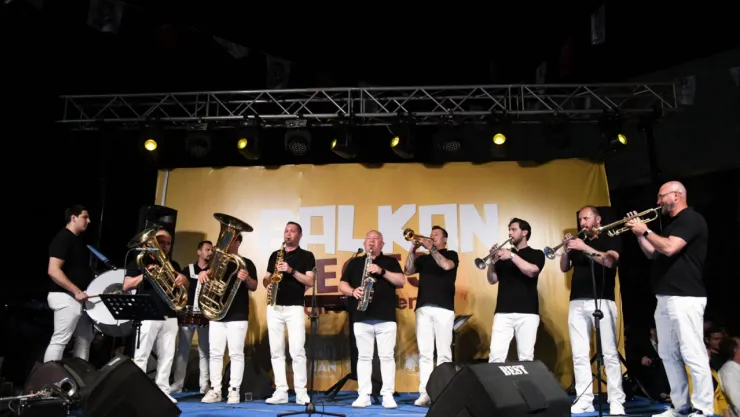 Yunusemre'de Balkan Ezgileri Yankılandı
