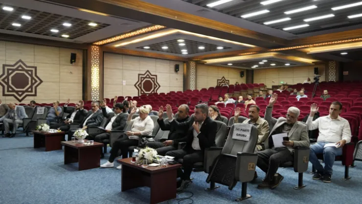 YUNUSEMRE MECLİSİ İSRAİL'İ KINADI