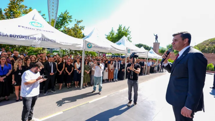 Zeyrek: Bu büyük aile, el ele vererek Manisa'ya en güzel hizmeti sunmaya devam edecek