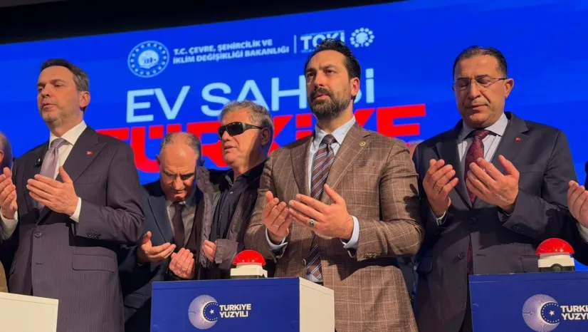 AK Parti Manisa Milletvekili Ahmet Mücahit Arınç, TOKİ'nin 7.459 Konutluk Projesi Kura Törenine Katıldı