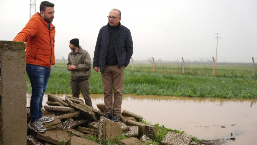 Başkan Çetin Akın'dan Yağış Sonrası Sahada Yoğun Mesai