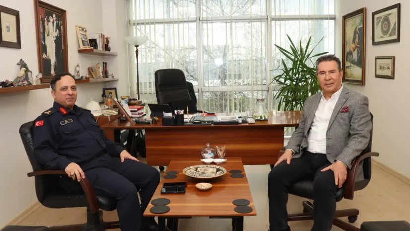 Jandarma Komutanı Tuğgeneral İlhan Şen'den Manisa Kent Konseyi Başkanı Hakkı Bayraktar'a Ziyaret