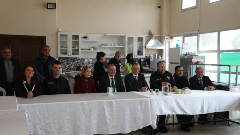 Miraç Kandilinde Yunusemre Engelsiz Yaşam Merkezi'nde Lokma Hayrı