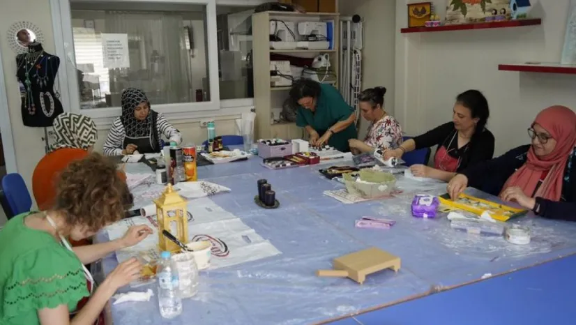 Topçuasım Hanımlar Lokali'nde Kurslar Sürüyor