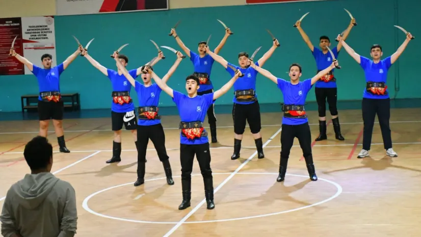 Yunusemre Belediyespor Halk Oyunları Ekibi Ege Bölge Şampiyonası'nda Manisa'yı Temsil Edecek
