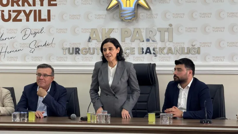 Ayşe Nevin Sert'ten AK Parti Turgutlu İlçe Teşkilatına Ziyaret