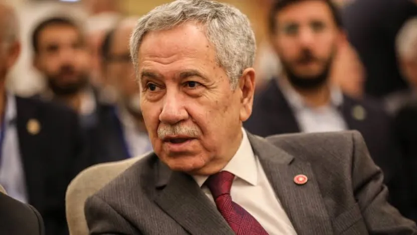 Bülent Arınç'tan Beşir Atalay Tepkisi: 'Kırıkkale Üniversitesi'nin Adı Değiştirilmeli'