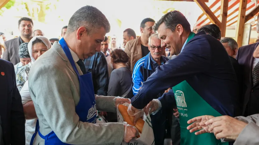Büyükşehir'den Soma'ya Kent Lokantası, Halk Mandıra ve Halk Ekmek
