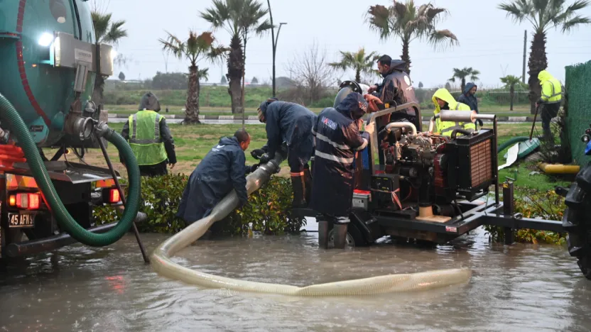 Büyükşehir ve MASKİ Ekipleri Bin Personel ile Sahada