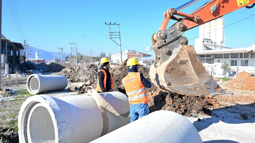 Karaosmanoğlu Sanayi Sitesi'nin Çeyrek Asırlık Altyapısı Çilesi Son Buluyor