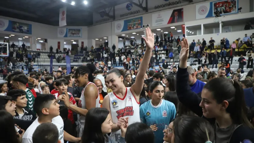Kadın Basketbol Takımı Tarihi Geri Dönüş Finale Giden Yol Destan Gibi Yazıldı