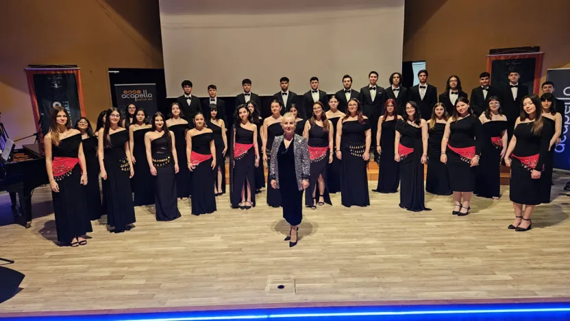 Manisa Büyükşehir Belediyesi Çok Sesli Gençlik Korosu'na Antalya'da ödül