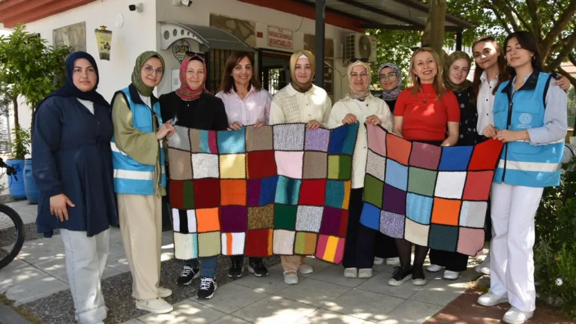 Muradiye Kız Öğrenci Yurdu Müdürlüğü, 'Sevgi Battaniyesi' Projesini hayata geçirdi