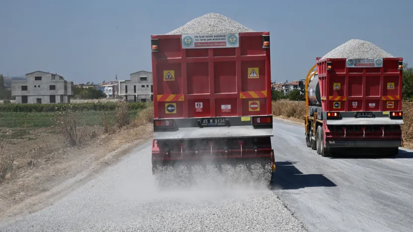 Salihli'de Yol Çalışması Başladı