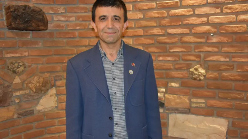 TEÇ-SEN Manisa İl Başkanı Bülent Ecevit Özbek: Eğitim Çalışanlarının Gözü MEB'den Gelecek Haberde