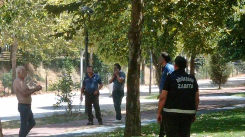 Turgutlu'da Korku Dolu An: İntihara Kalkışan Vatandaşı Polisler Kurtardı