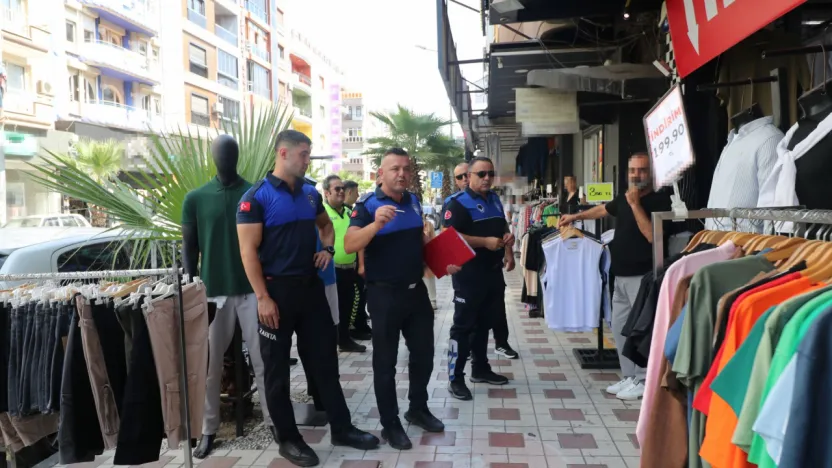 Turgutlu Zabıtasından Kaldırım İşgali Denetimi