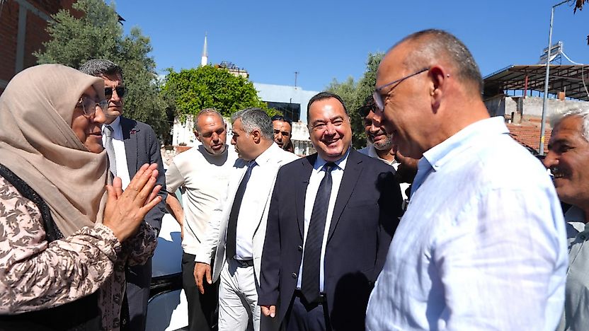 Başkan Dutlulu ve Başkan Akın Tandır Evi'nde Hemşehrilerle Buluştu