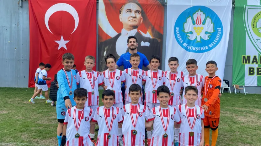 Yıldızspor 45 FK U10 Takımı Sardes Cup'ta devlerle yarışacak
