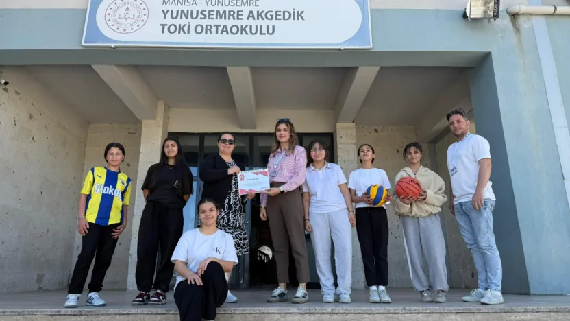 Yunusemre'de Okullararası Pil Yarışması Sona Erdi