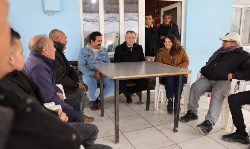 BAŞKAN BALABAN KARAVELİLER'DE VATANDAŞI DİNLEDİ