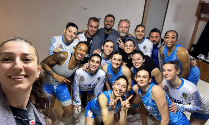 Turgutlu Belediyesi Kadın Basketbol Takımı Yarı Finalde