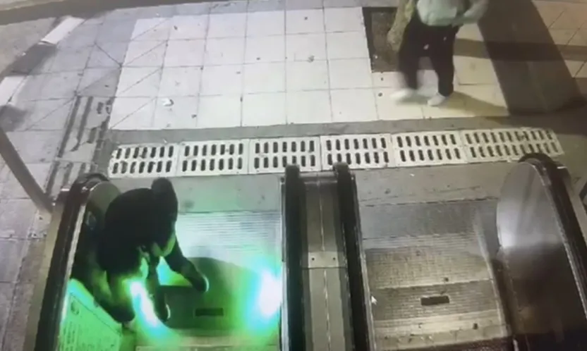 Yürüyen Merdivenler Neden Bozuluyor?